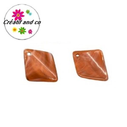 X2 perles acrylique forme diamant orange  30mm
