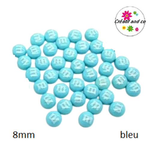 X2 cabochons m&ms bleu clair résine 8mm