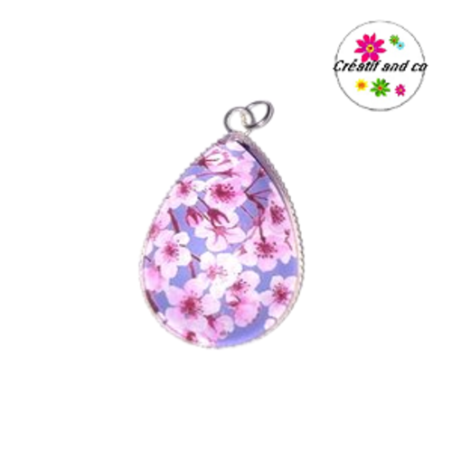 Pendentif cabochon goutte fleurie