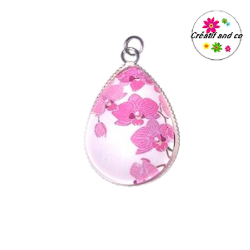 Pendentif cabochon goutte fleurie