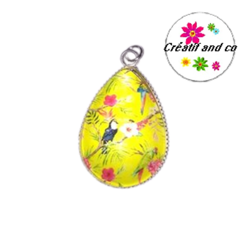 Pendentif cabochon goutte toucan et fleurs