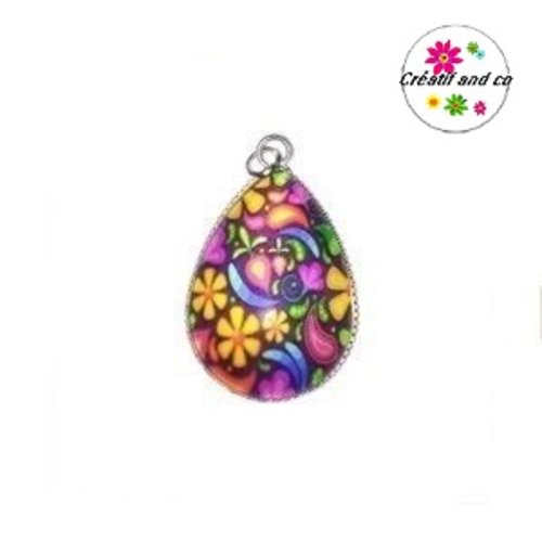 Pendentif cabochon goutte fleurie