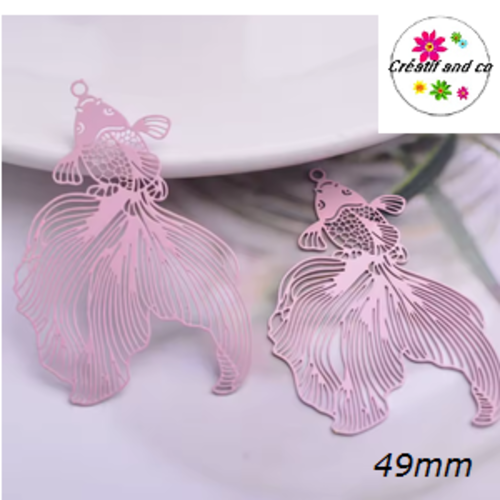 Breloque estampe poisson rose 49mm