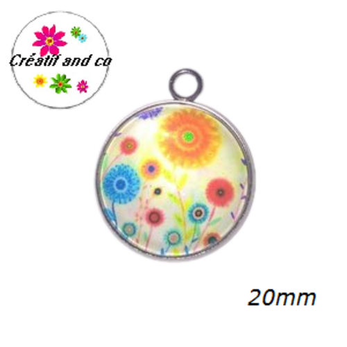 Pendentif cabochon fleuri 20mm