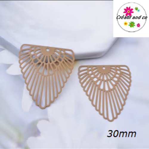 Breloque estampe grande aile marron 30mm