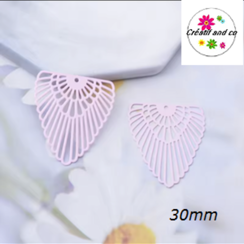 Breloque estampe grande aile rose  30mm