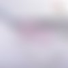 Breloque estampe goutte rose 19mm