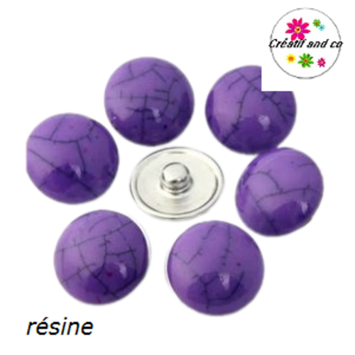 Bouton pression mauve résine