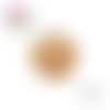 Cabochon fleuri fond blanc 20mm