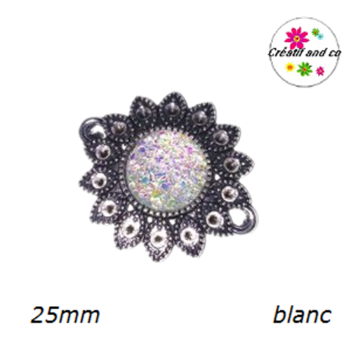 Connecteur argent tibétain forme fleur cabochon blanc 25mm