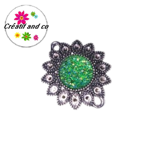 Connecteur argent tibétain forme fleur cabochon vert 25mm