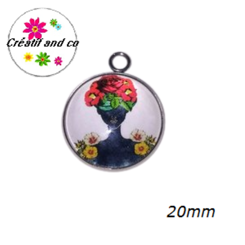 Pendentif cabochon visage femme 20mm