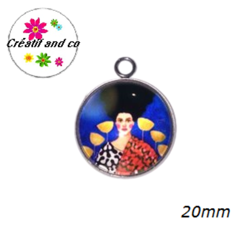 Pendentif  cabochon femme chevelure noire  20mm