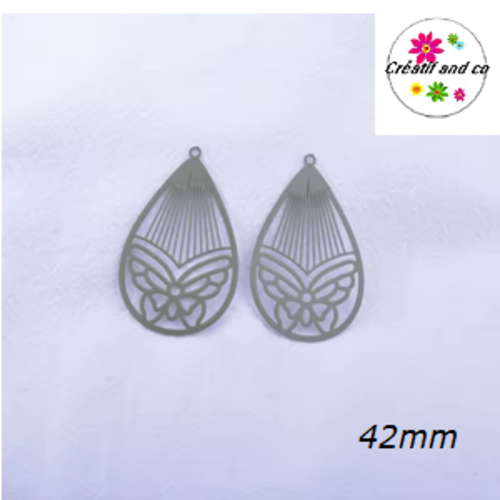 Breloque estampe papillon dans goutte kaki 42mm