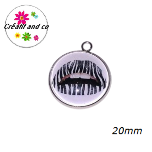 Pendentif cabochon lips zébré  20mm