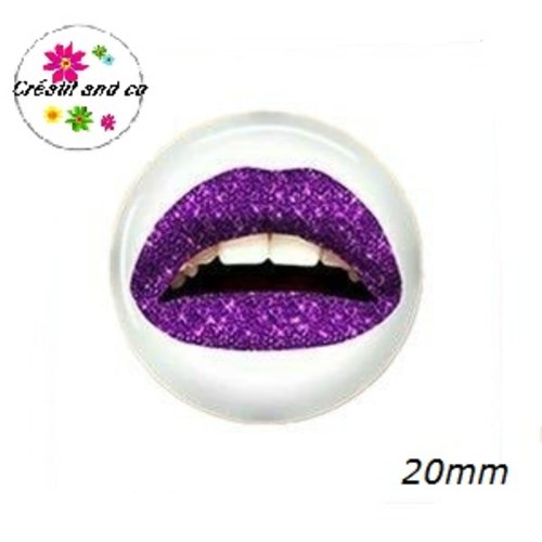 Cabochon motif lips 20mm