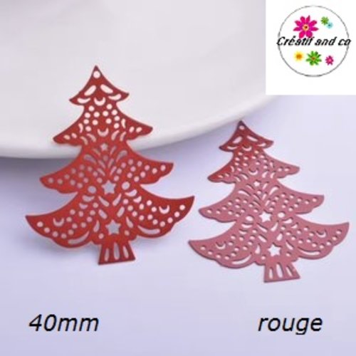 Breloque estampe grand sapin rouge 40mm