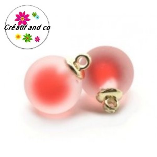 Pendentif boule mate rouge 15mm