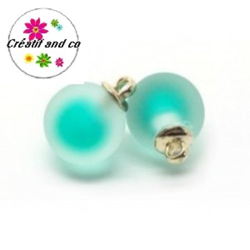 Pendentif boule mate vert 15mm