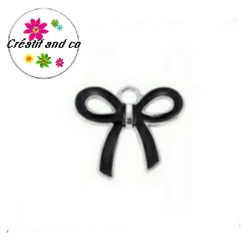 Breloque noeud noir émail 18x15mm