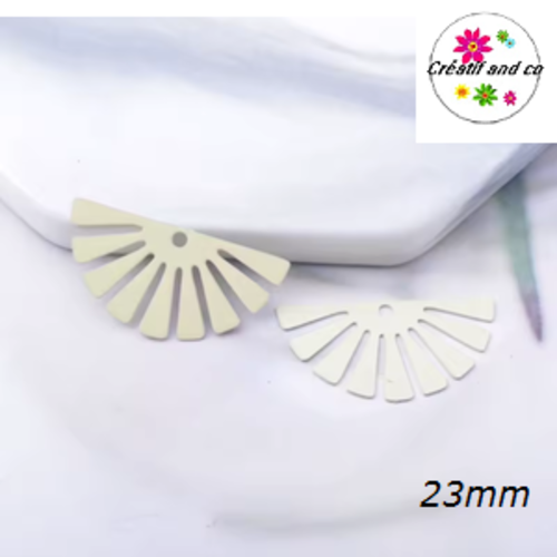 Breloque estampe éventail crème 23mm