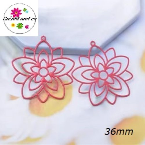 Breloque estampe fleur de vie rouge  36mm