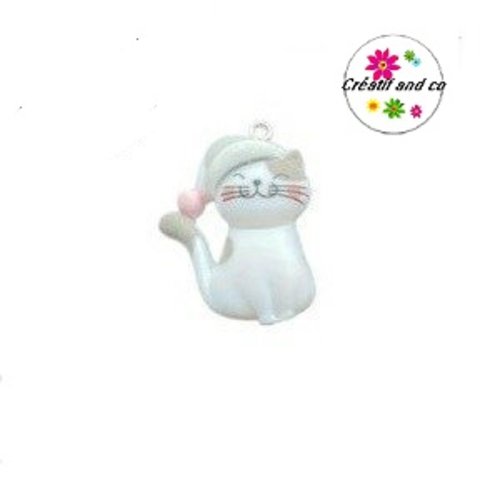 Breloque chat blanc et son bonnet gris kawaï 31mm