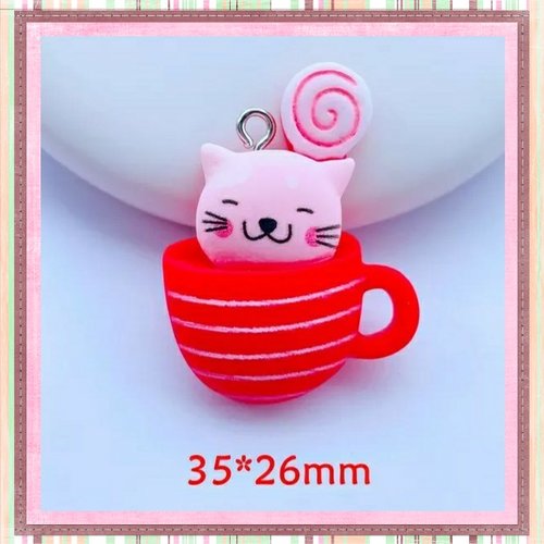 Breloque chat rose dans tasse kawaï 35mm