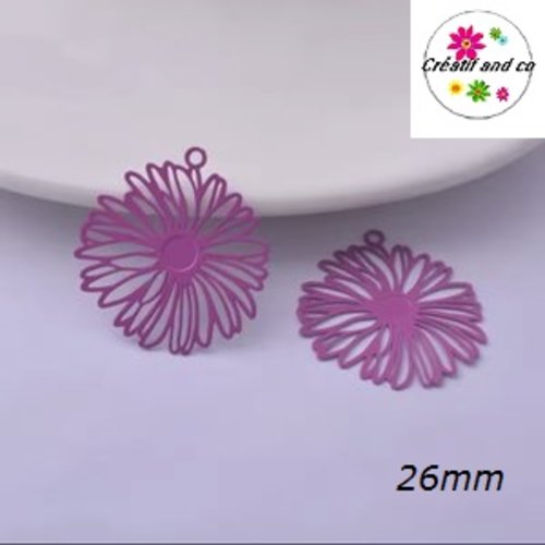 Breloque estampe fleur violine 26mm