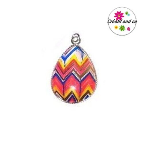 Pendentif cabochon goutte à motif