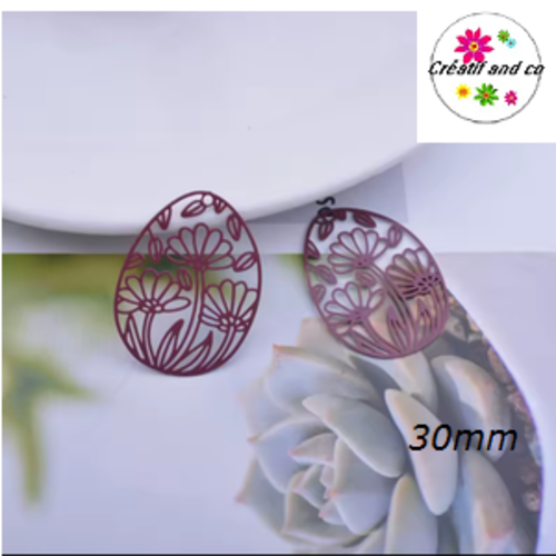 Breloque estampe ovale forme fleur de lotus mauve foncé 30mm