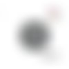 Breloque estampe ronde motif fleur intérieure noire 16mm
