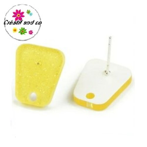 Clou oreille jaune pâle paillette acrylique et tige argent 925