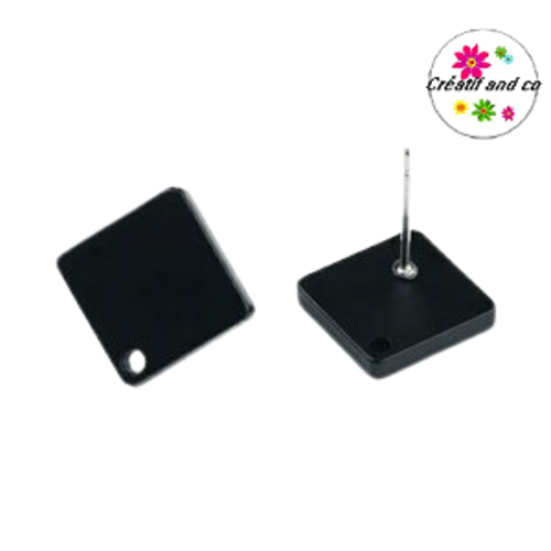 Clou oreille carrée noire acrylique et tige argent 925