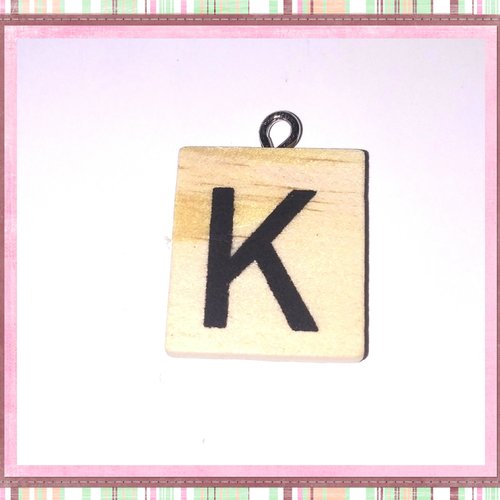Breloque bois brut lettre alphabet k