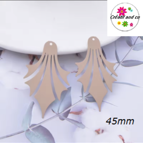 Breloque estampe fleur beige 45mm