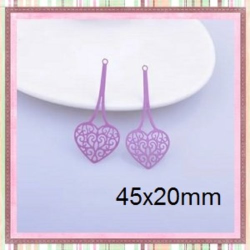 Breloque estampe pendante forme coeur mauve/lilas 45mm