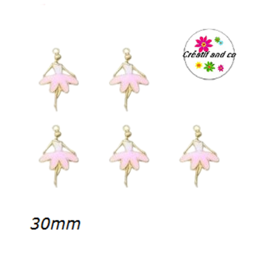 Breloque danseuse dorée rose émail 30mm