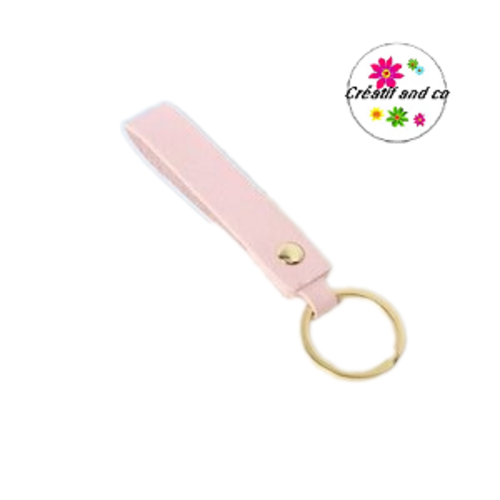 Porte clé porte simili cuir rose