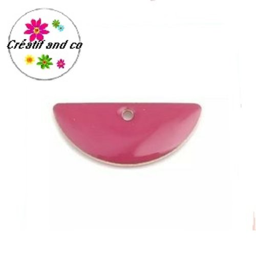 Pendentif demi rond rose foncé émail 18mm