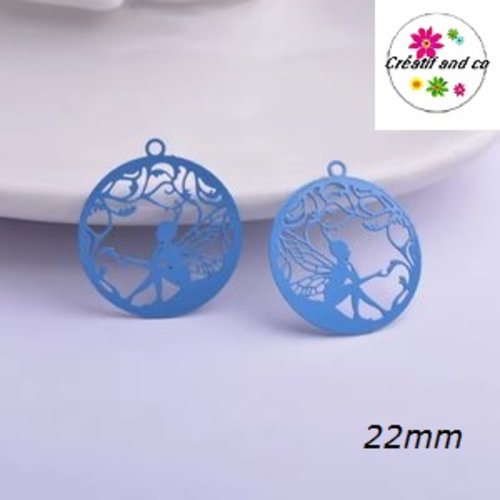 Breloque estampe fée dans cercle bleu 22mm