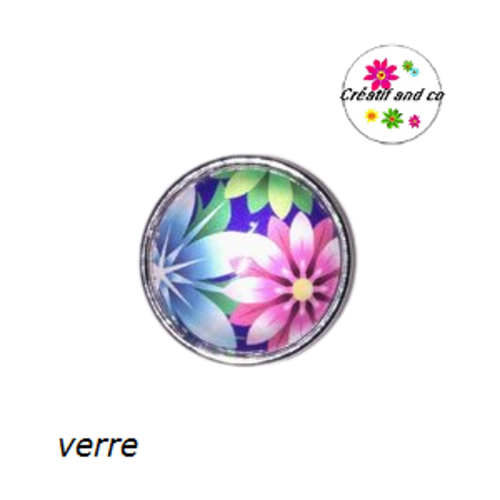 Bouton pression fleuri