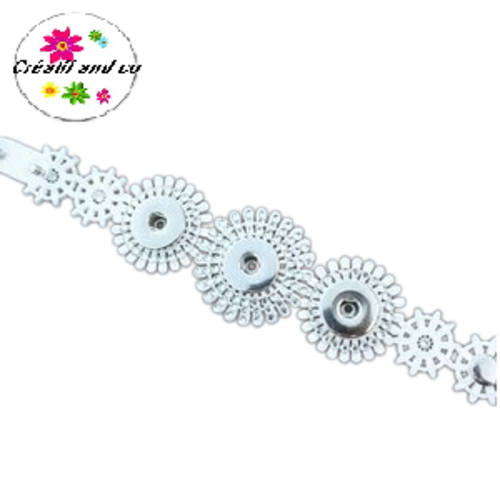 Bracelet blanc et strass pour trio de bouton pression