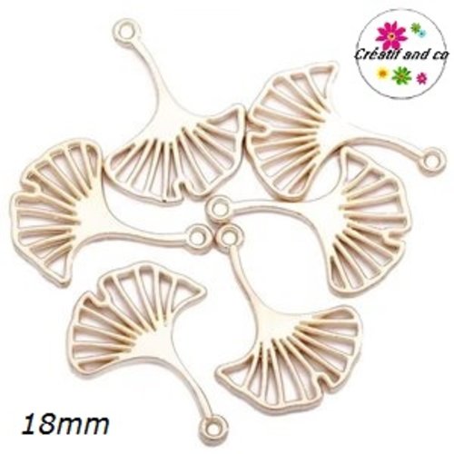Breloque feuille de ginkgo dorée claire 18mm