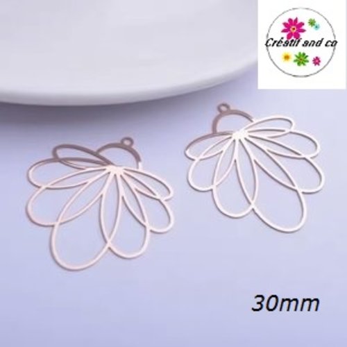 Breloque estampe fleur rose gold 30mm