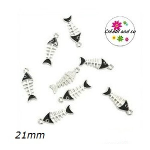 Breloque arête de poisson argentée/noire émail