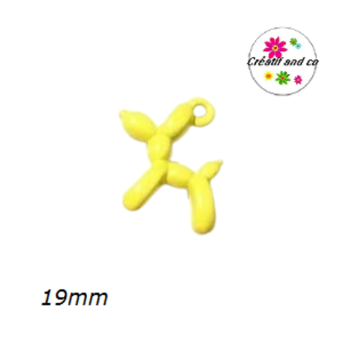 Breloque chien ballon 3d jaune métal