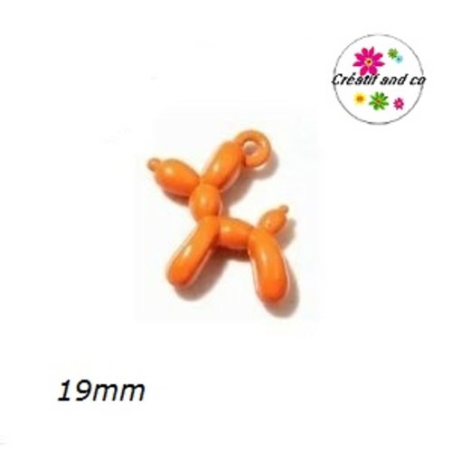 Breloque chien ballon 3d orange métal