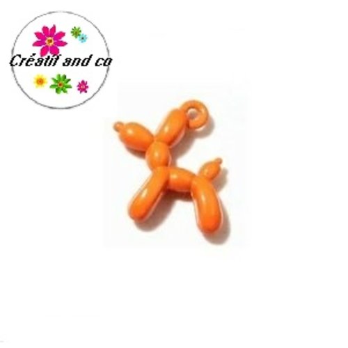 Breloque chien ballon 3d orange métal