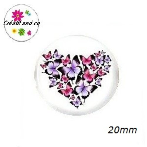 Cabochon papillons colorés dans coeur 20mm